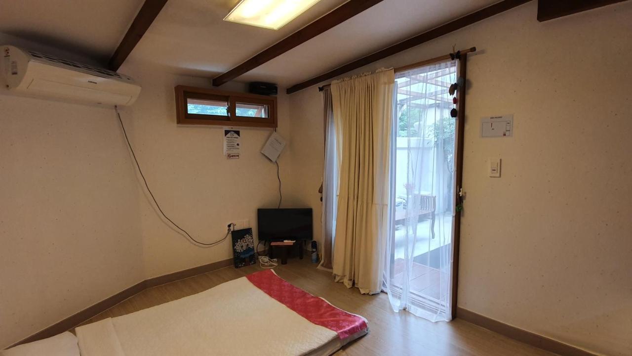 Greem Guesthouse Чонджу Экстерьер фото