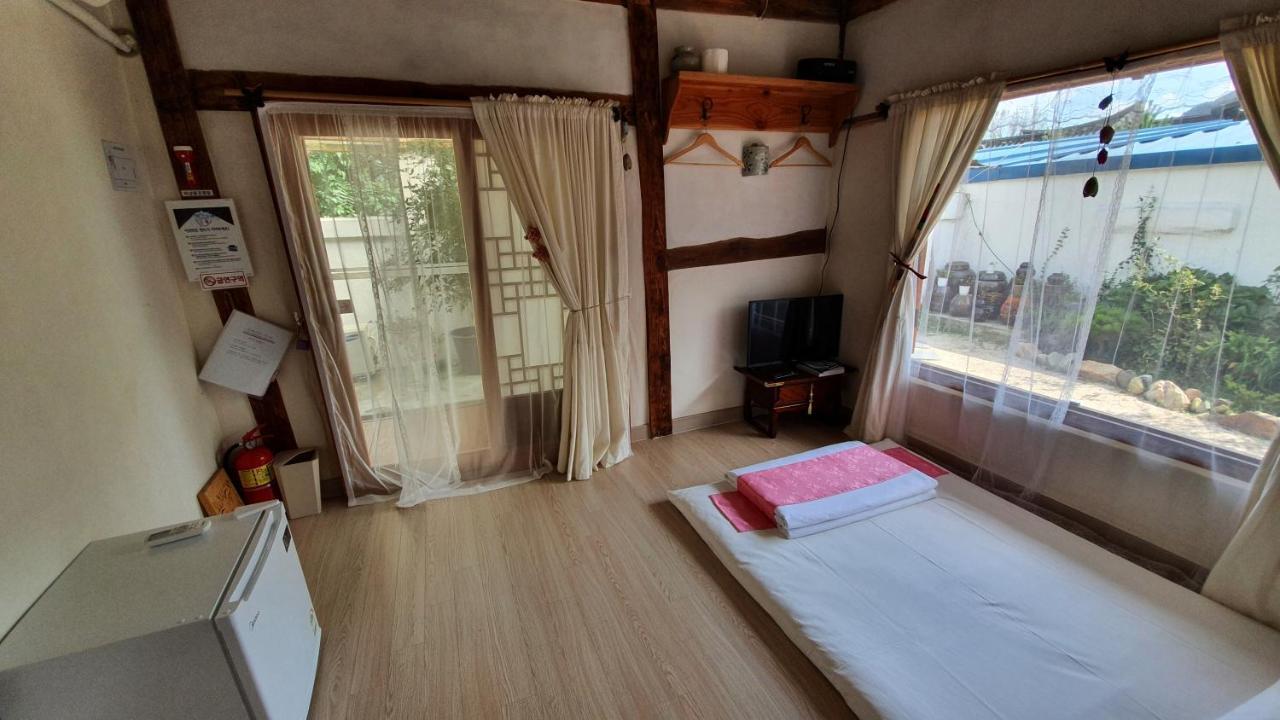 Greem Guesthouse Чонджу Экстерьер фото